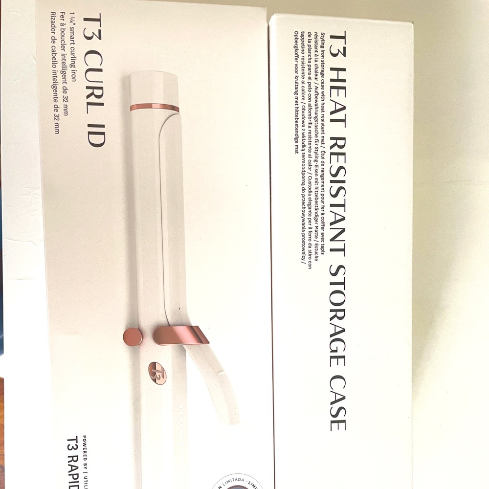 T3 Curl ID 1.25’’ Smart Curling Iron + Heat Resistant Storage Case
